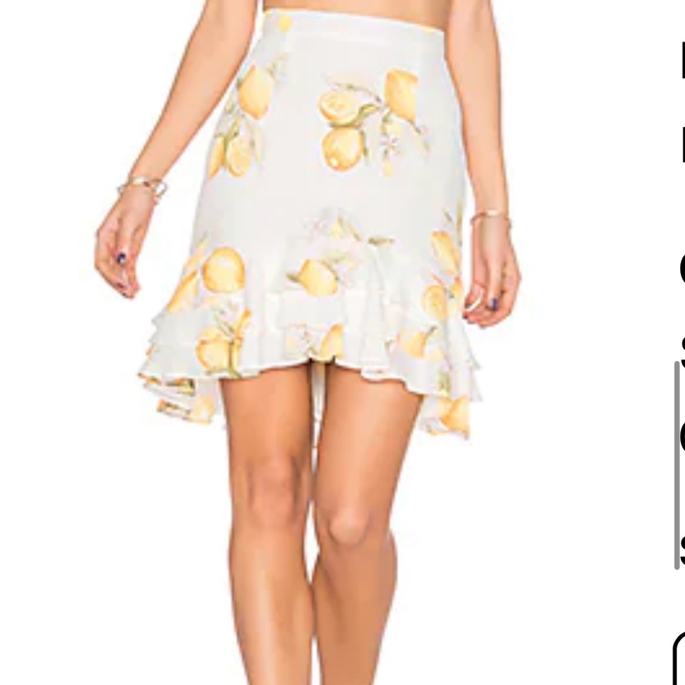 Limonada Skirt
For Love & Lemons

Color: Lemon
Size: S
Qty: 1